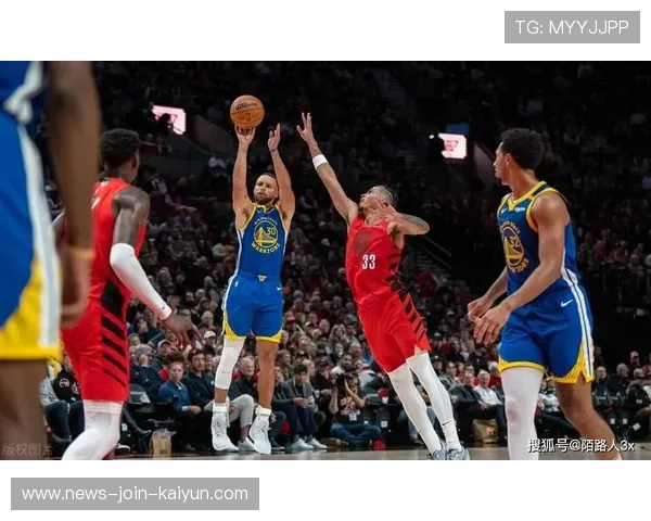 库里三分终结戏剧,勇士全队狂欢